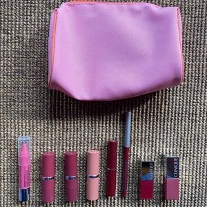 Huge Clinique Lip Bundle!